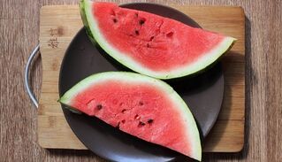 a görögdinnye diéta előnyei és hátrányai a fogyás érdekében